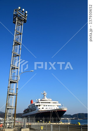 宮古市藤原ふ頭に寄港したクルーズ船にっぽん丸 137930652