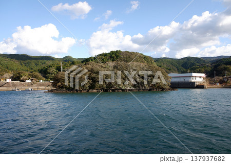 高知県土佐清水市　唐船島 137937682