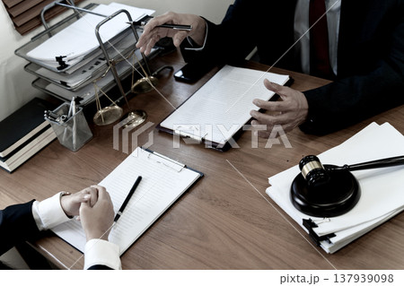 Lawyer manager elaborating on corporate legal 137939098