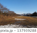残雪の飯豊連峰北部【新潟県胎内市】 残雪の飯豊連峰北部【新潟県胎内市】 137939288