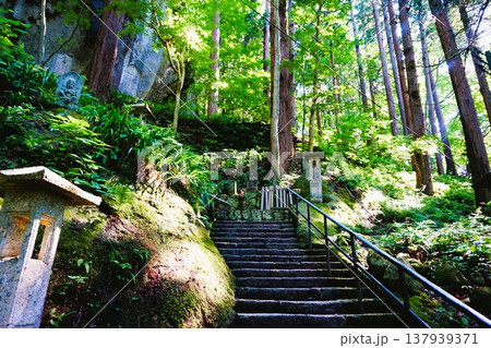 山寺　寶珠山阿所川院立石寺　立石寺 137939371