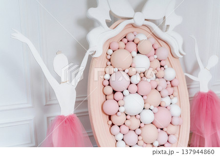 Detailoriented Composition Emphasizing Smooth Textured Surface And Gentle Gradients 137944860