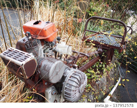 引退したモノラック 137952578