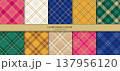 シームレスなタータンチェックパターンセット　カラフルなクリスマスチェック柄のセット 137956120