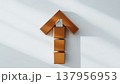 家のアイコンと上向き矢印で表現する住宅価格上昇の概念 137956953
