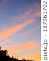 夕焼け空 137961702