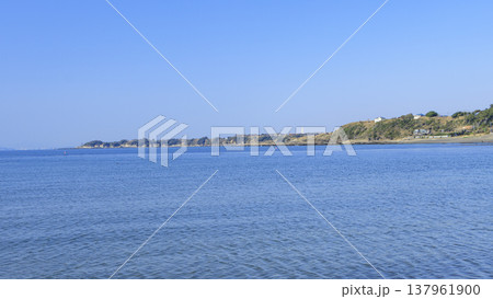 三浦半島三浦市三戸浜の冬 三浦半島三浦市三戸浜の冬 137961900