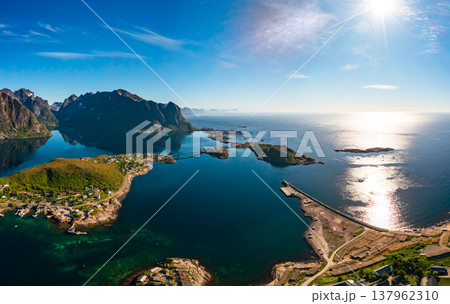 Lofoten is an archipelago in the county of Nordland, Norway. 137962310
