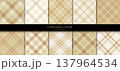 ベージュのクリスマスチェック柄のシームレスパターンセット 137964534