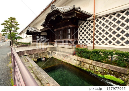 京都府　東本願寺・内事門（長屋門） 京都市 下京区 常葉町　2022年2月 137977965