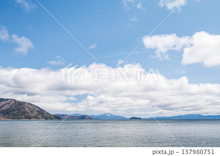 琵琶湖風景 知内浜からの景観 滋賀県長浜市マキノ町 琵琶湖風景 知内浜からの景観 滋賀県長浜市マキノ町 137980751