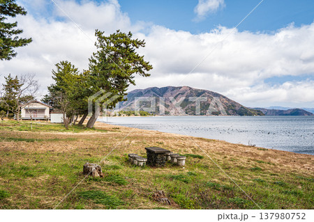 琵琶湖岸風景 滋賀県長浜市マキノ町 琵琶湖岸風景 滋賀県長浜市マキノ町 137980752