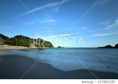 里野海水浴場　【和歌山県すさみ町】 137981185