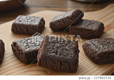 黒い じわるバター 黒い じわるバター 137982516