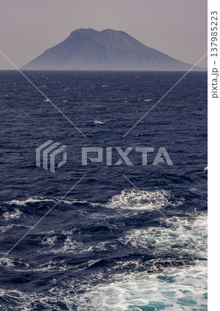 ストロンボリ島 ストロンボリ島 137985223