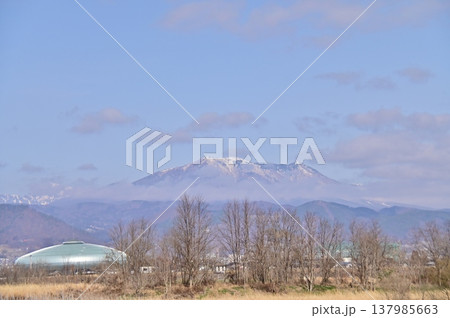 松代町大室からの早春の風景 137985663