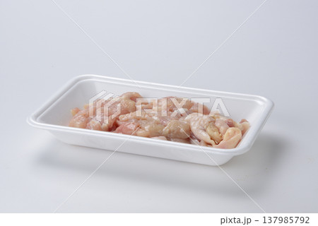 鶏小間切れ 鶏小間切れ 137985792
