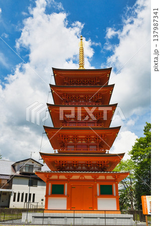 草津山 光泉寺 五重寶塔(群馬県吾妻郡草津町) 草津山 光泉寺 五重寶塔(群馬県吾妻郡草津町) 137987341
