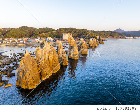 橋杭岩(和歌山県串本町) 橋杭岩(和歌山県串本町) 137992508