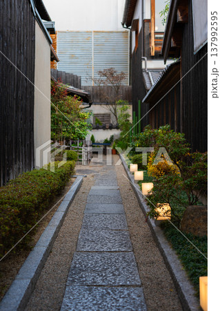 【岡山県倉敷市市】美観地区_脇道 【岡山県倉敷市市】美観地区_脇道 137992595
