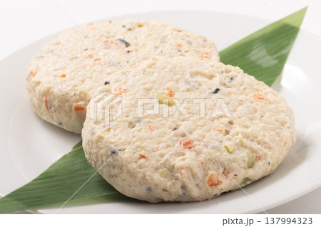 豆腐ハンバーグ（調理前） 137994323