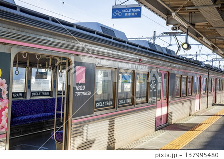 豊橋鉄道、三河田原駅のサイクルトレイン乗り場 137995480