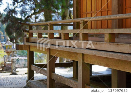 背振神社境内 137997683