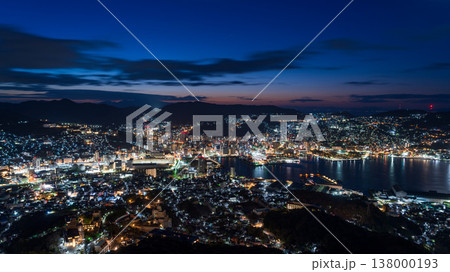 稲佐山から望む長崎市中心地の夜景 138000193