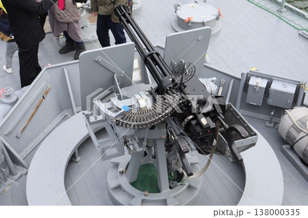 海上自衛隊すがしま型掃海艇の20ミリ機関砲M61バルカン 海上自衛隊すがしま型掃海艇の20ミリ機関砲M61バルカン 138000335