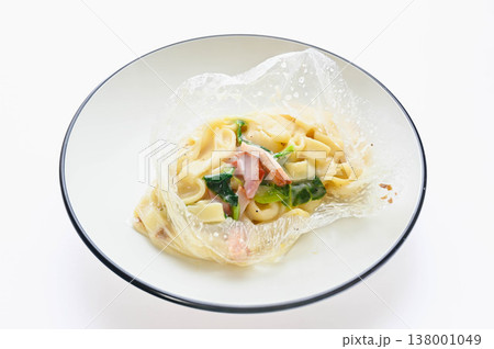 解凍した冷凍クリームパスタ 138001049