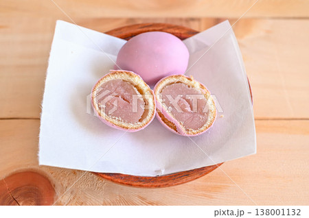 和菓子 ピンクの玉子のお菓子 和菓子 ピンクの玉子のお菓子 138001132