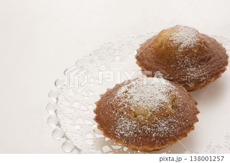 マドレーヌ 138001257