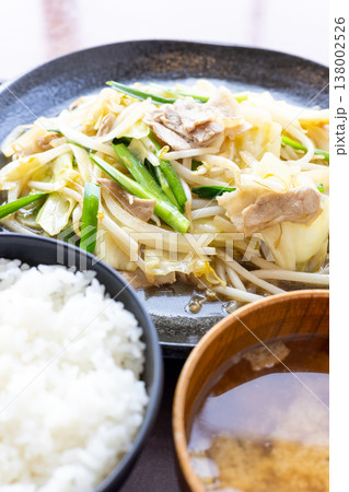 おいしい肉野菜炒め定食 138002526