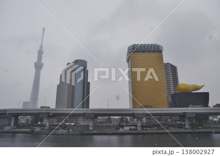 雪の浅草の風景 東京 雪の浅草の風景 東京 138002927