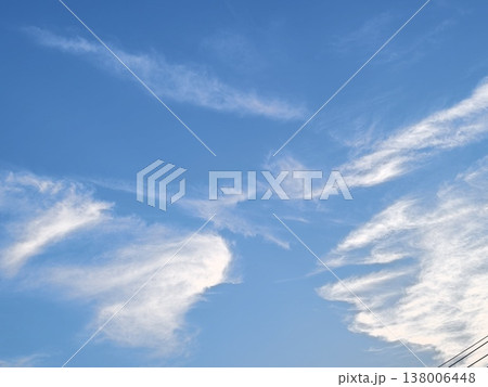 Blue Sky Wispy Cirrus Clouds Daytime Landscape 138006448