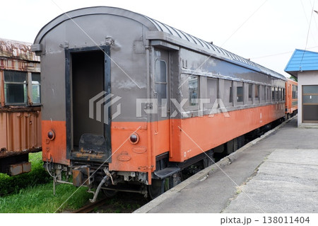 津軽鉄道オハ46系客車 津軽鉄道オハ46系客車 138011404