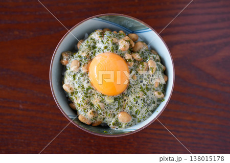 ご飯にのせたギバサ納豆 ご飯にのせたギバサ納豆 138015178