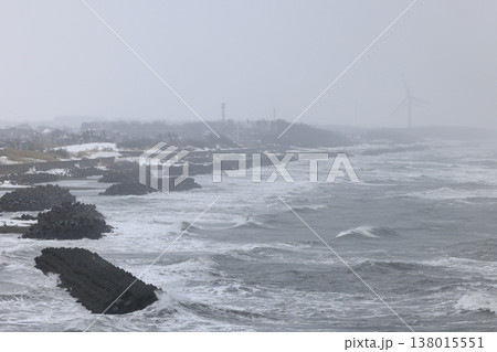 冬の日本海 138015551