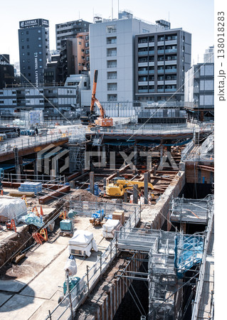 大規模建設現場のある都市風景 再開発中の池袋 2026.02 e-5 クールカラー 大規模建設現場のある都市風景 再開発中の池袋 2026.02 e-5 クールカラー 138018283