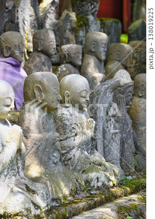 草津山 光泉寺の石仏(群馬県吾妻郡草津町) 草津山 光泉寺の石仏(群馬県吾妻郡草津町) 138019225