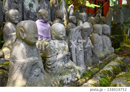草津山　光泉寺の石仏（群馬県吾妻郡草津町） 138019752