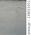 シンプルなグレーの塗り壁テクスチャ 背景素材 ミニマル ナチュラル コンクリート風 138021011