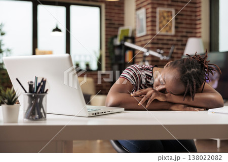 Overworked employee sleeping on table, resting at workplace, sleepy stressed remote worker, professional burnout. Tired student lying on desk, exhausted freelancer oversleeping Overworked employee sleeping on table, resting at workplace, sleepy stressed remote worker, professional burnout. Tired student lying on desk, exhausted freelancer oversleeping 138022082