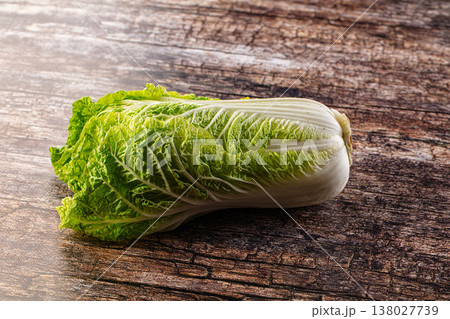 Ripe green Pekin crunchy cabbage 138027739