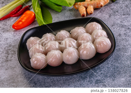 Steamed stuffed dim sum with prawn Steamed stuffed dim sum with prawn 138027826