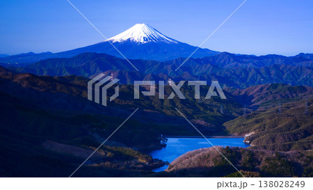 大菩薩嶺から富士山を望む 138028249
