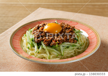 ジャージャー麺 138030333