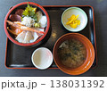 美味しい海鮮丼 138031392