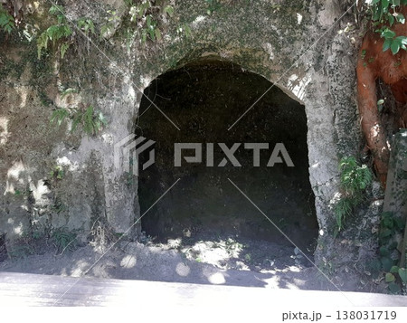 洞窟の入口　洞窟　鹿児島　観光地 138031719