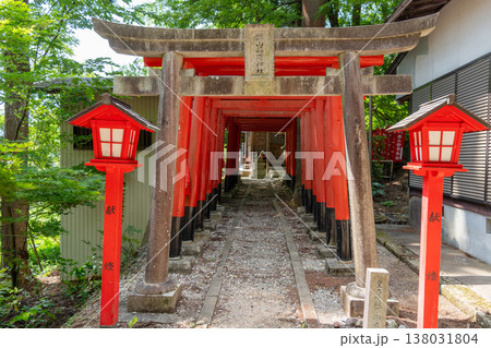 Torii gates at Nishikiyama Shrine in Takayama, Japan Torii gates at Nishikiyama Shrine in Takayama, Japan 138031804
